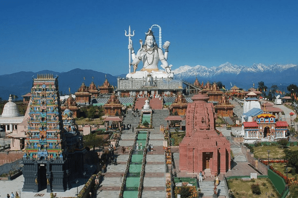 Pelling, Scenic Hill Town in Sikkim